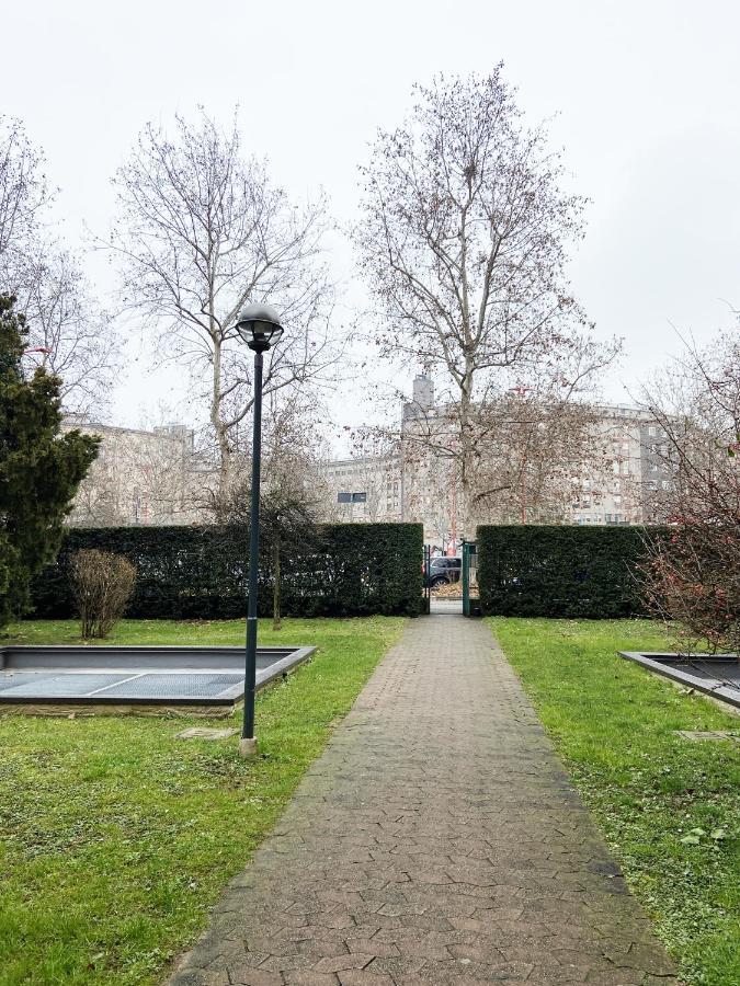 Appartement Casa Di Laura Mono E Bilo Di Fronte Ospedale San Raffaele à Segrate Extérieur photo