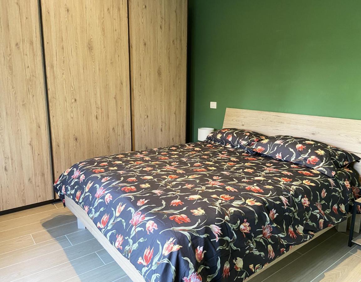 Appartement Casa Di Laura Mono E Bilo Di Fronte Ospedale San Raffaele à Segrate Extérieur photo